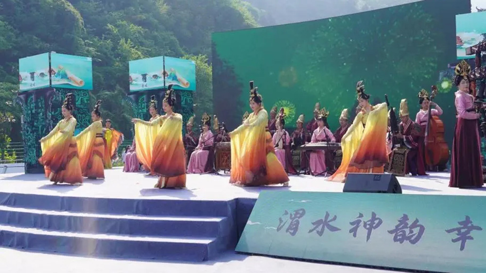 第十三屆寶雞市文化旅游節(jié)現(xiàn)場(chǎng).jpg